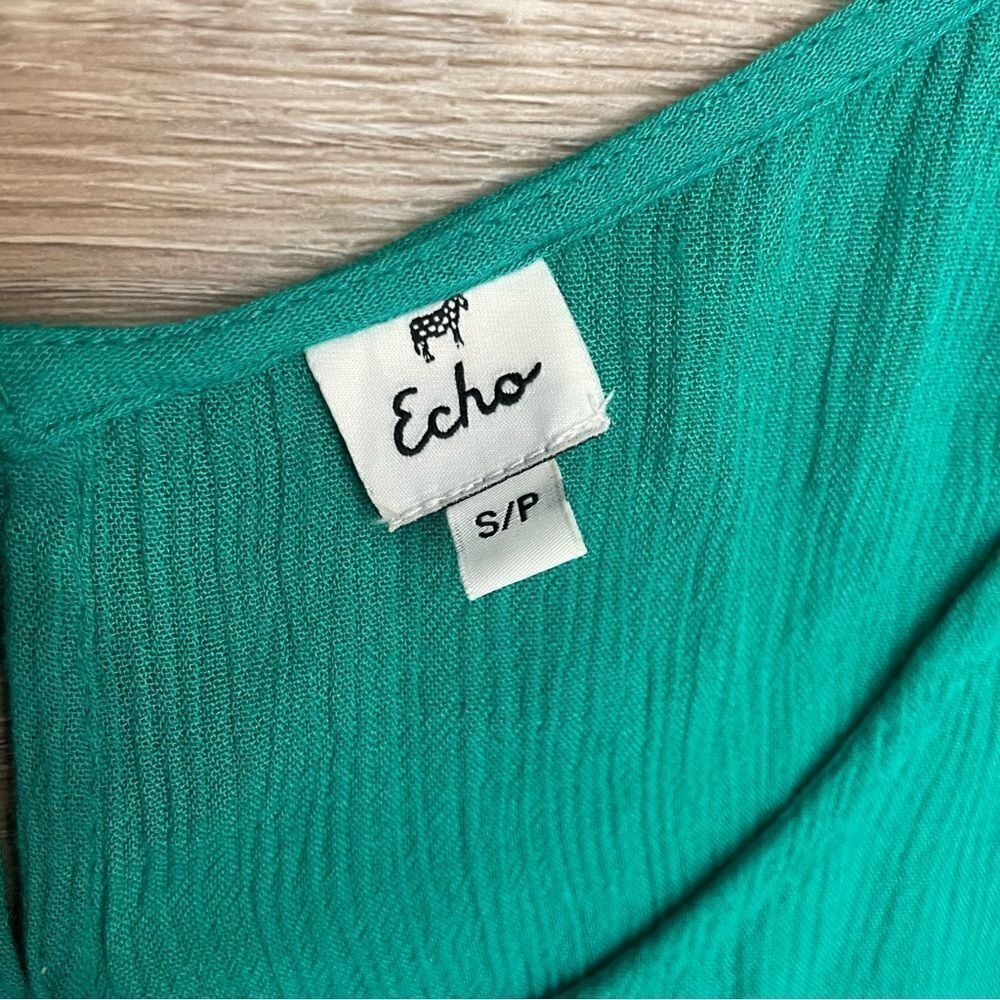 Echo Beach Dress. Relaxed fit cute back detail. - Picture 6 of 8